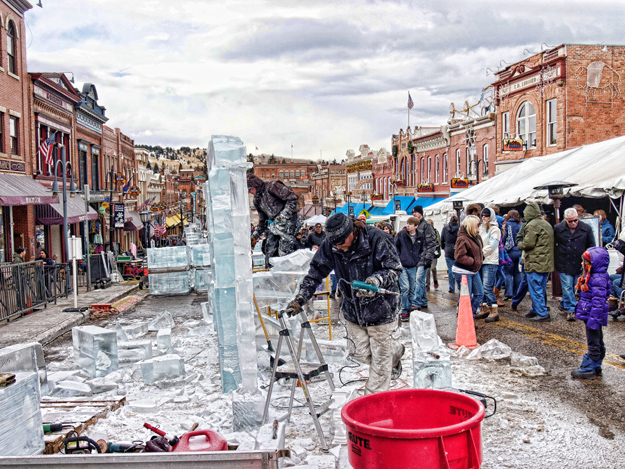 Cripple Creek Ice Festival, 09 January 2013, getting ready to drill the ice sculpture.
